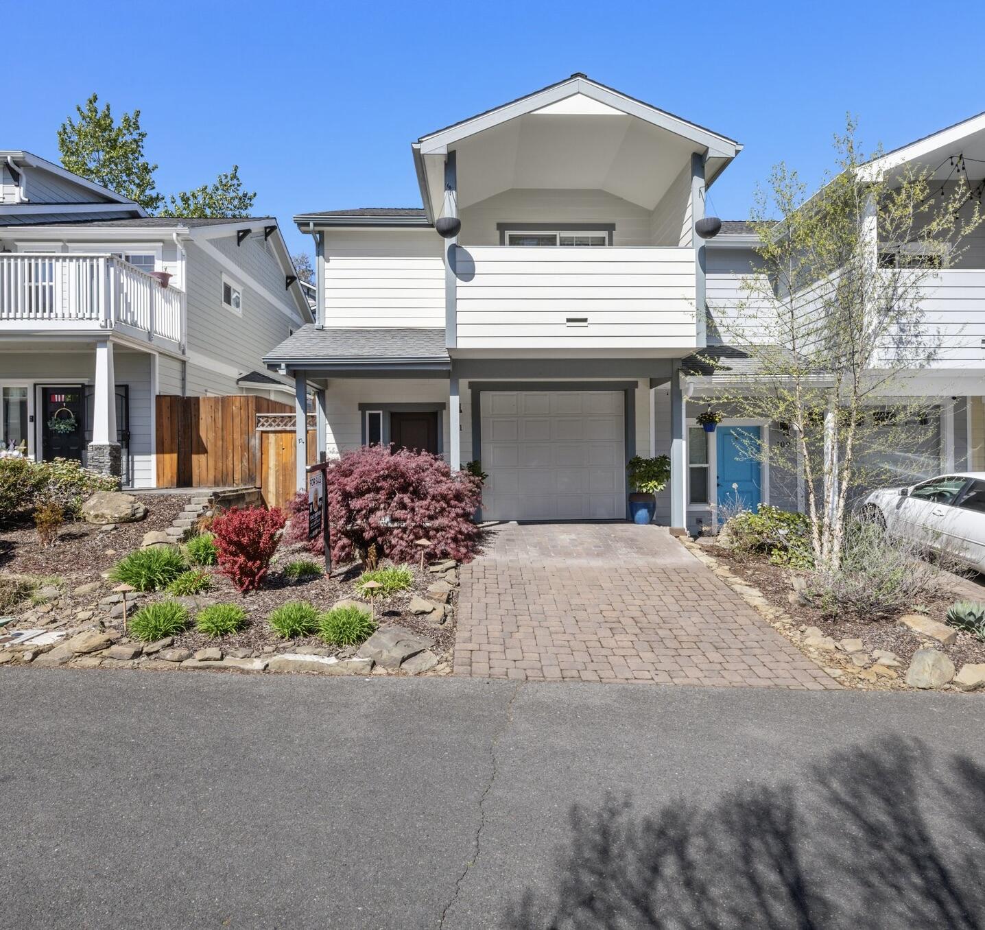 Mccully Ln, Jacksonville, OR 97530