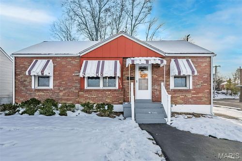 10446 Saint Charles Rock Rd, Saint Ann, MO, 63074-1822 | Card Image