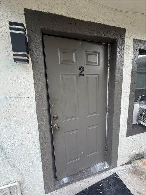 2-626 Nw 10th Ter, Fort Lauderdale, FL, 33311 | Card Image
