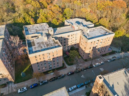 apt-3t-83 98th St, Woodhaven, NY, 11421-8426 | Card Image