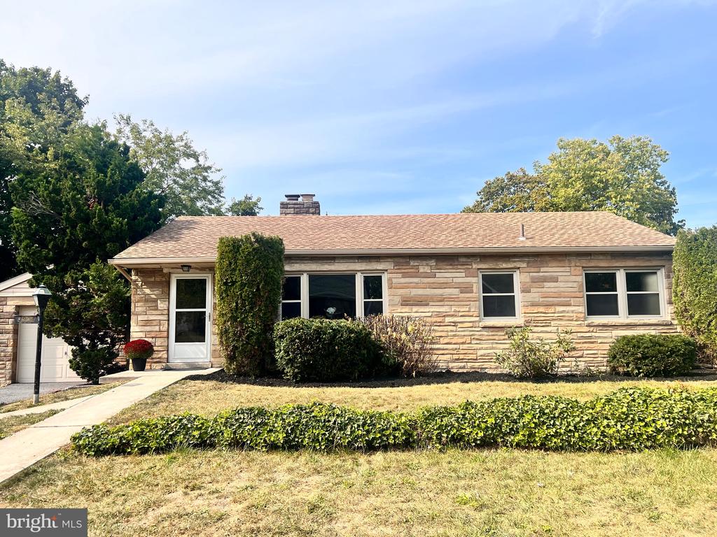 Walnut St, Harrisburg, PA 17109