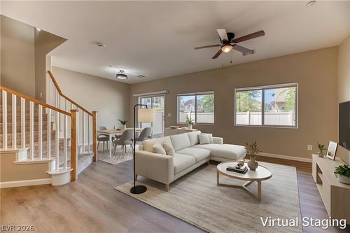 102-4833 Straight Flush Dr, Las Vegas, NV, 89122-2595 | Card Image