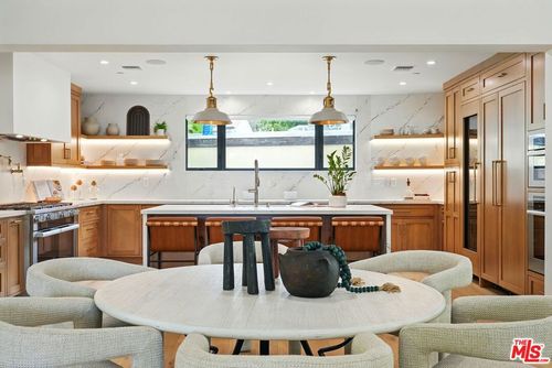 913 N Beverly Glen Boulevard, Bel Air, CA, 90077 | Card Image