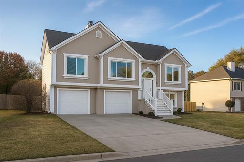 102 Peaceful Vw, Acworth, GA, 30102-1374 | Card Image