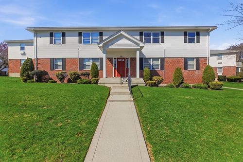 unit-c-68 Colonial Cir, Chicopee, MA, 01020-1955 | Card Image