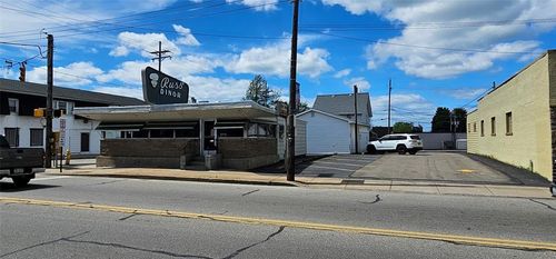 2902 Buffalo Rd, Erie, PA, 16510-1706 | Card Image