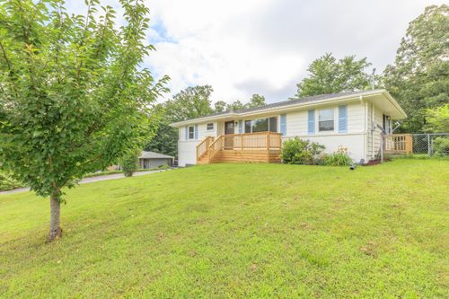 1012 W Lewis St, Rossville, GA, 30741-5137 | Card Image