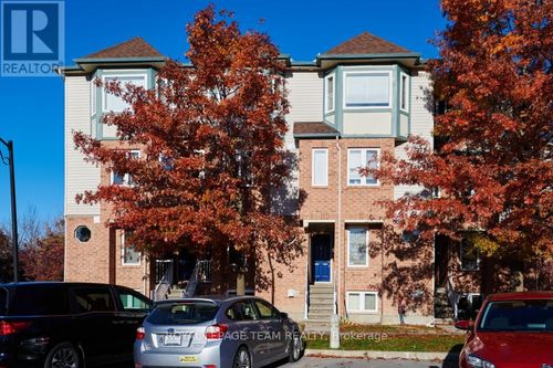 {{alt}} | Card Image