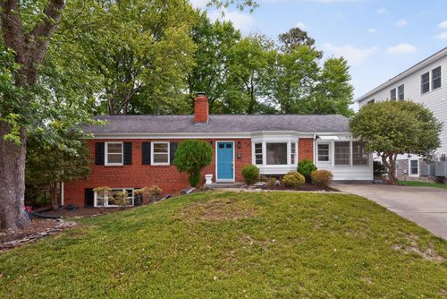 6530 Fairlawn Dr, MCLEAN, VA, 22101-5237 | Card Image