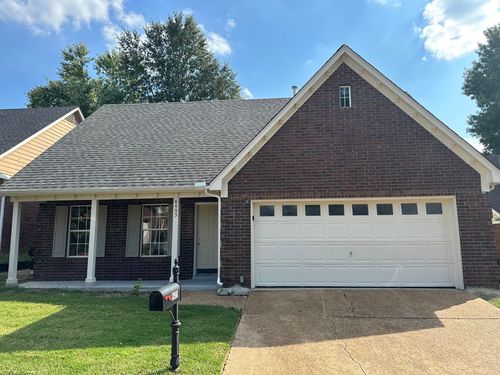 8405 Jacob Dr, Cordova, TN, 38016-6060 | Card Image