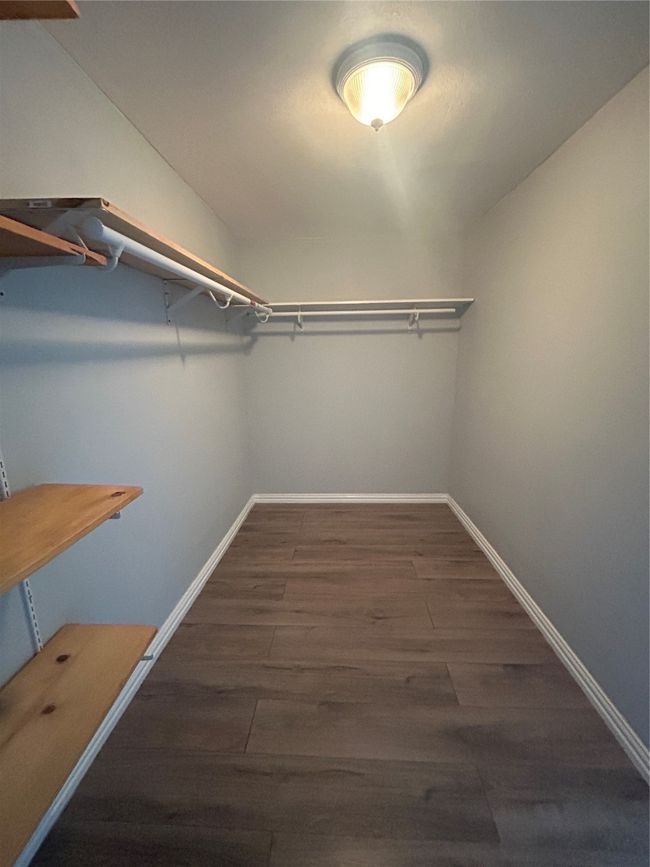 708 Barrow St, House other with 4 bedrooms, 2 bathrooms and null parking in Goldthwaite TX | Image 10