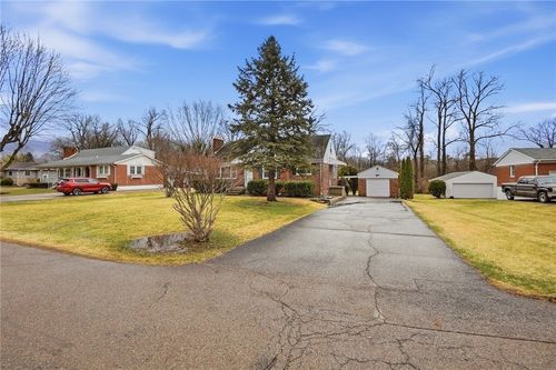 1421 Seminole Ave, Springfield, OH, 45506-3223 | Card Image