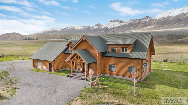 4550 N Us Highway 93, House other with 3 bedrooms, 3 bathrooms and 3 parking in Mackay ID | Image 11