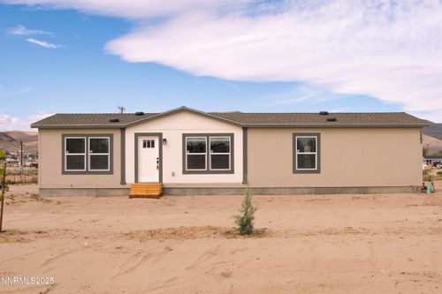 7565 Springfield Rd, Silver Springs, NV, 89429-9434 | Card Image