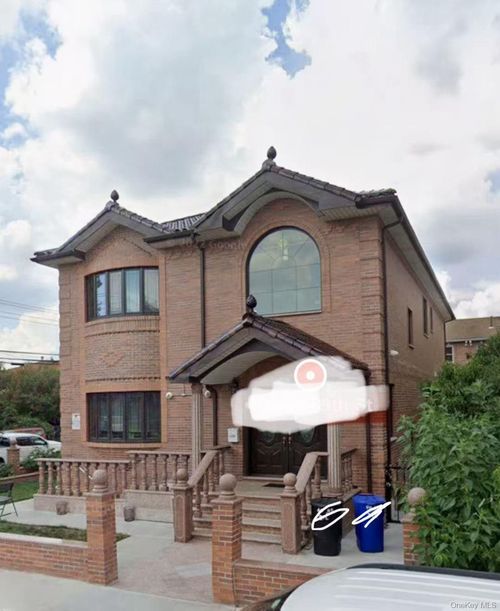 40-49 189th St, Flushing, NY, 11358-2812 | Card Image
