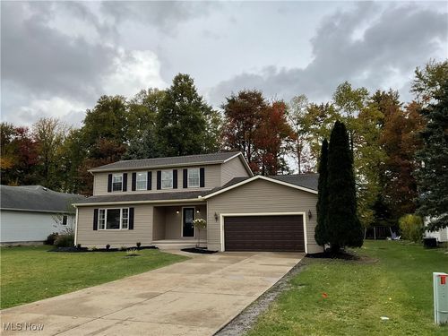 675 Meadowlark Rd, Painesville, OH, 44077-1164 | Card Image