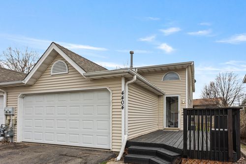 4404 Cinnamon Ridge Trl, Eagan, MN, 55122-3324 | Card Image