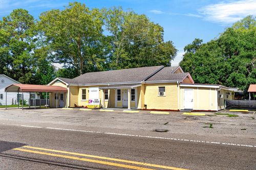 611 E Canal, Picayune, MS, 39466 | Card Image