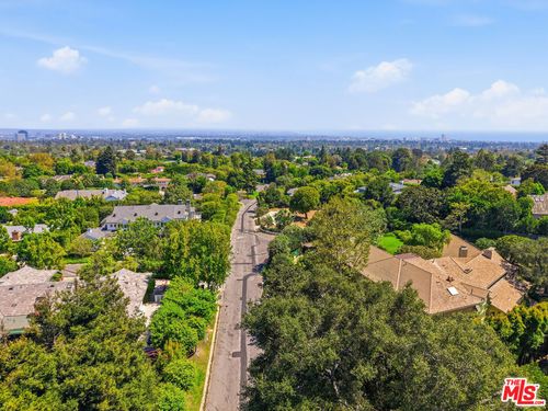 1545 Umeo Rd, Pacific Palisades, CA, 90272 | Card Image