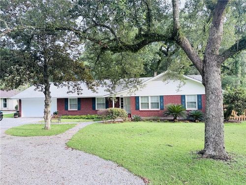 131 Belle Terre Blvd, Covington, LA, 70433-4739 | Card Image