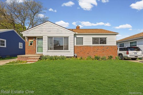 28425 Alger Blvd, Madison Heights, MI, 48071-4560 | Card Image