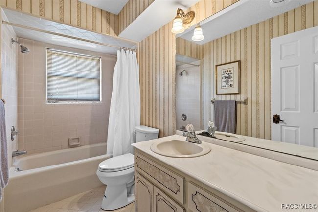 809 N Golf Course Dr, House other with 3 bedrooms, 2 bathrooms and 3 parking in Crystal River FL | Image 21
