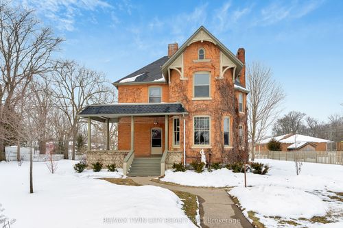 4 Sherman St, Thamesville, ON, N0P2K0 | Card Image