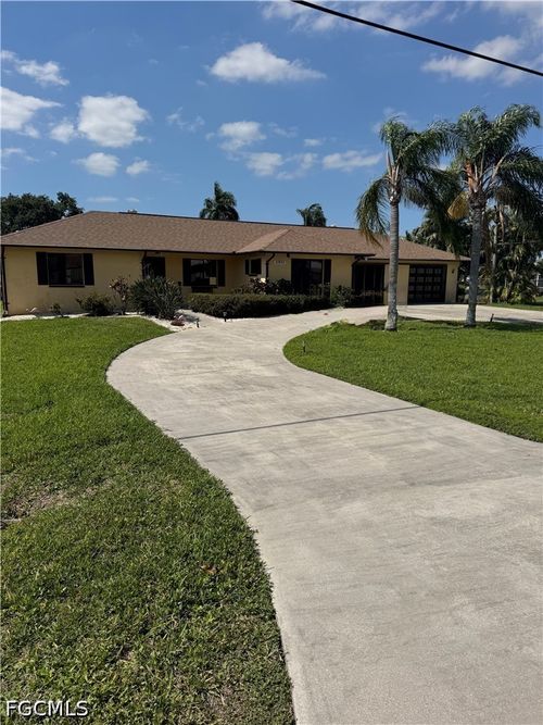 13513 Marquette Boulevard, Fort Myers, FL, 33905 | Card Image