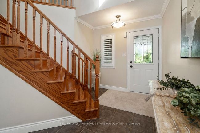 10 Meadowglen Blvd, House other with 4 bedrooms, 4 bathrooms and 2 parking in Georgetown ON | Image 5