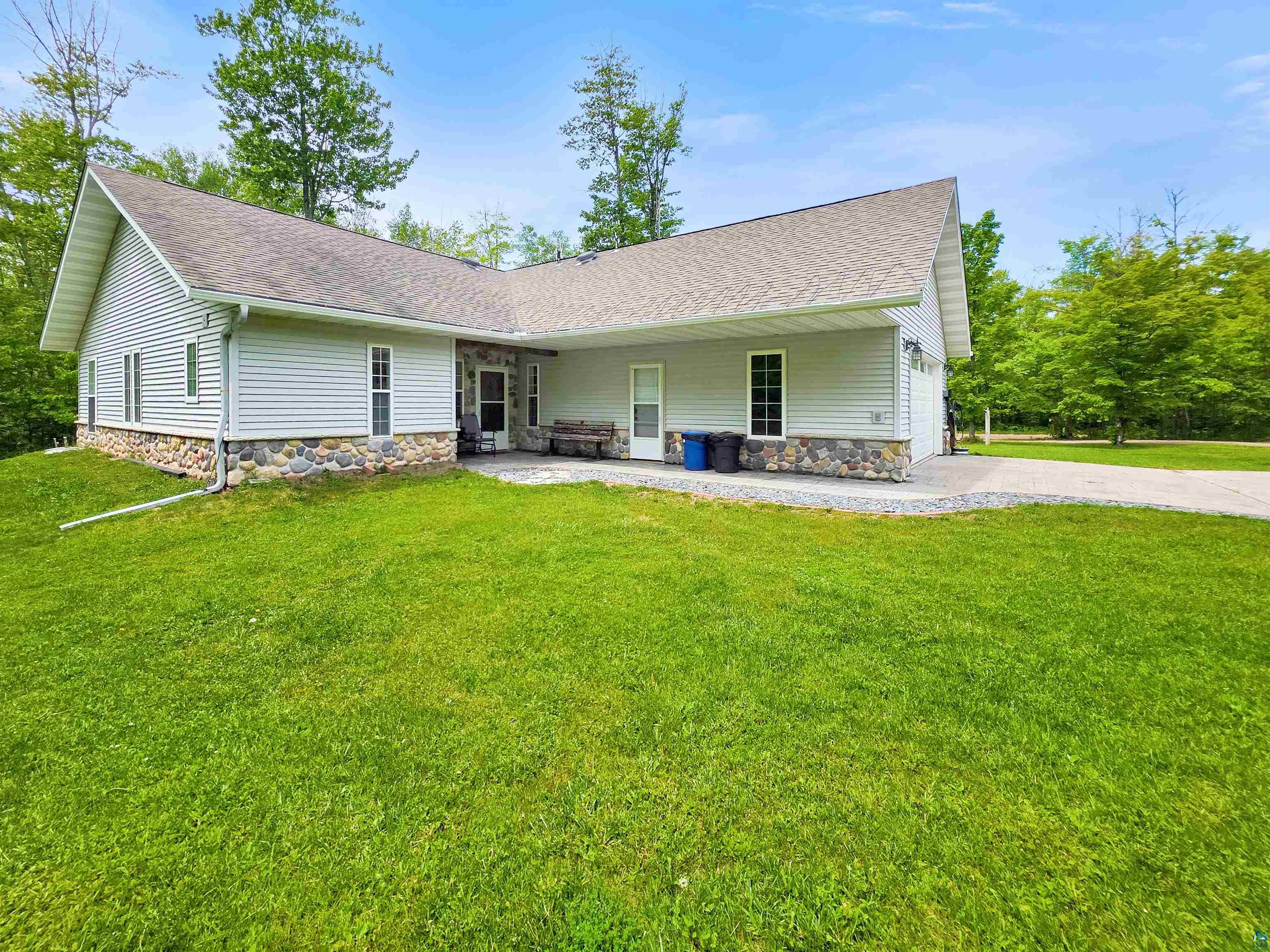 Residential in LaPointe 3