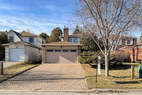 62 Dersingham Cres, Thornhill, ON, L3T4E8 | Card Image