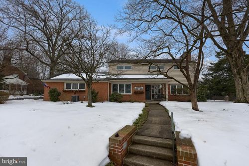 118 W End Avenue, LITITZ, PA, 17543 | Card Image