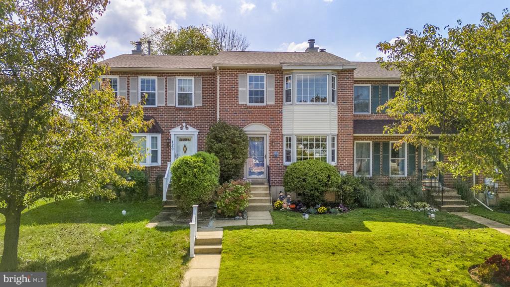 Longford Rd, West Chester, PA 19380