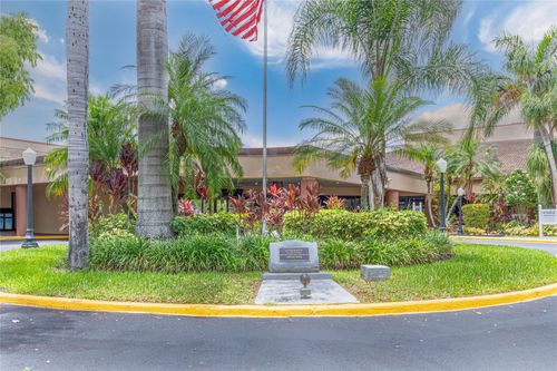 212-9420 Sunrise Lakes Blvd, Sunrise, FL, 33322-1264 | Card Image