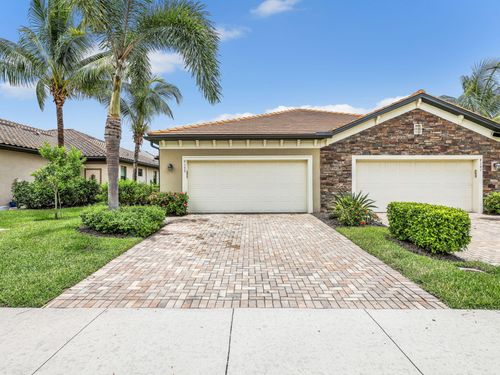 9157 Glenforest Dr, NAPLES, FL, 34120-5345 | Card Image