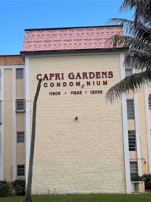 c107-11905 Ne 2nd Ave, North Miami, FL, 33161-6172 | Card Image
