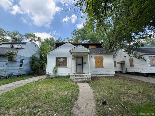 11821 Greiner St, Detroit, MI, 48205-2607 | Card Image