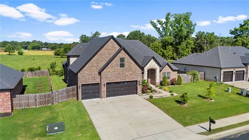 1010 Huntleigh Dr, Bentonville, AR, 72713-4003 | Card Image