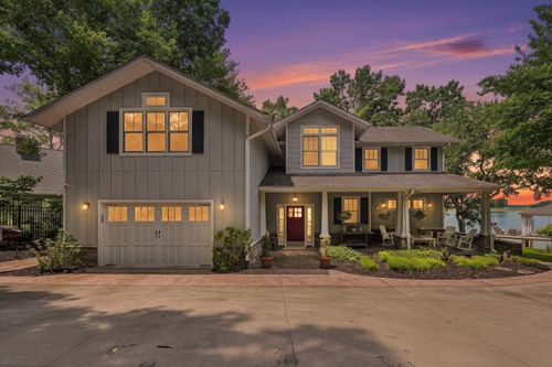 103 Bluebird Ct, Huddleston, VA, 24104-2925 | Card Image