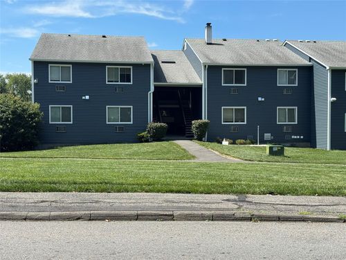 b-3575 Strang Blvd, Yorktown Heights, NY, 10598-1950 | Card Image