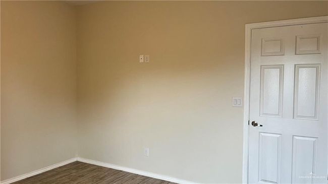 APT-4 - 4902 N Hiawatha Dr, Condo with 3 bedrooms, 2 bathrooms and 2 parking in Pharr TX | Image 8