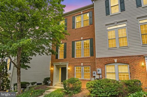 4323 Thomas Brigade Ln, FAIRFAX, VA, 22033-4280 | Card Image