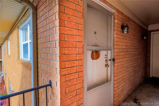 APT-37 - 225 Ettels Ln, Home with 1 bedrooms, 1 bathrooms and null parking in Clarksville IN | Image 4