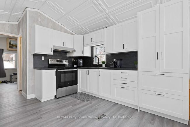 2 Av Holland, House other with 2 bedrooms, 1 bathrooms and 4 parking in Byng Inlet ON | Image 16