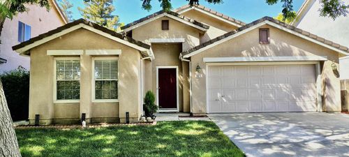 321 Condor Ct, Patterson, CA, 95363-9033 | Card Image