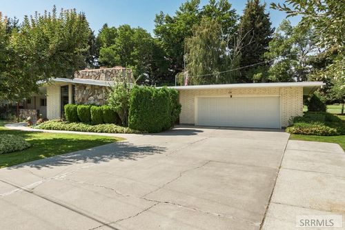 2929 Teeples Dr, Blackfoot, ID, 83221-5847 | Card Image