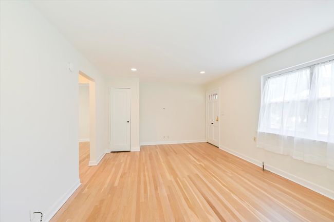APT-23 - 461 Heath Pl, Condo with 2 bedrooms, 1 bathrooms and null parking in Hackensack NJ | Image 4