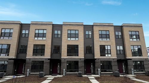 361 Summit Cir, Lombard, IL, 60148-3877 | Card Image