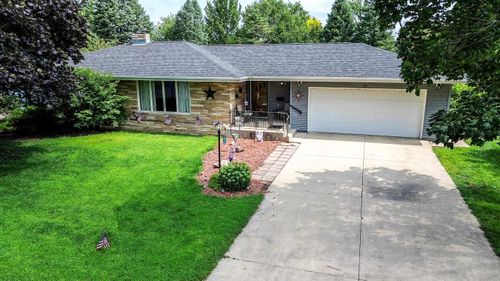 710 Ithaca Ave, Spirit Lake, IA, 51360-1444 | Card Image