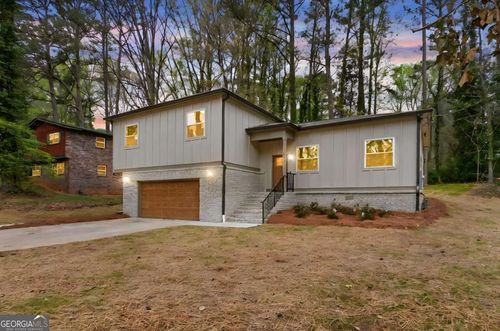 2911 Pine Valley Cir, Atlanta, GA, 30344-3936 | Card Image